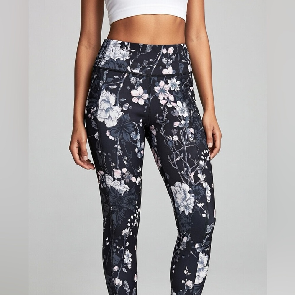 Victoria's Secret High Rise Floral Incredible Essential Leggings 2 Pockets 7/8